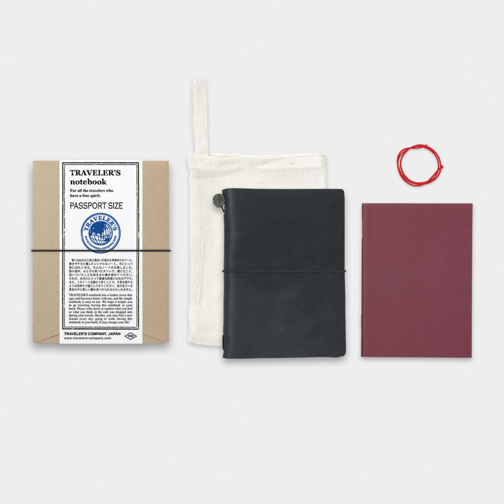 TRAVELER'S notebook Black (Passport Size) | 八文字屋OnlineStore