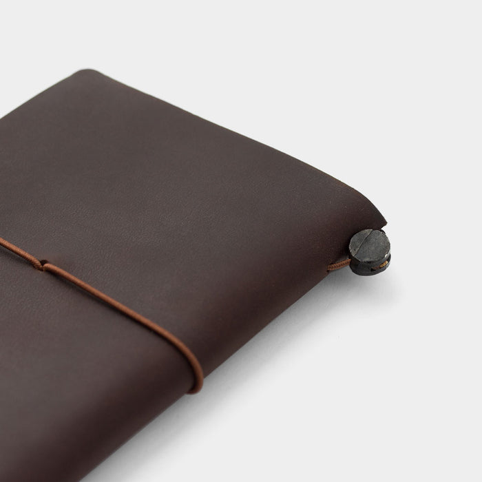 TRAVELER’S notebook Brown (Passport Size)
