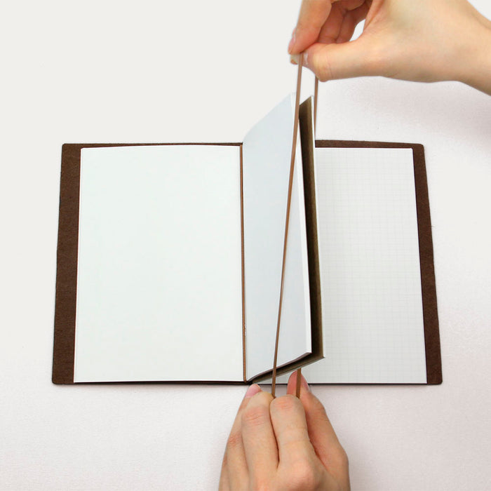 TRAVELER’S notebook (Passport Size) Refill Connecting Rubber Band - 八文字屋OnlineStore