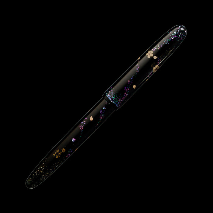 Namiki Yukari Collection 夜桜 Cherry blossoms at night